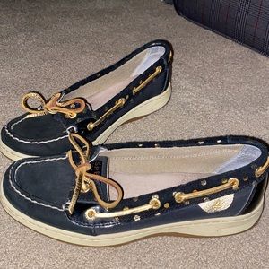 Sperry shoes size 7, in the color black and gold